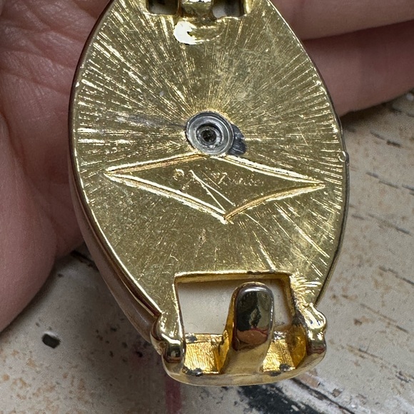 Judith Leiber Adjustable Embellished Leather Belt | Gold & Ivory | S–XL - Picture 6 of 8